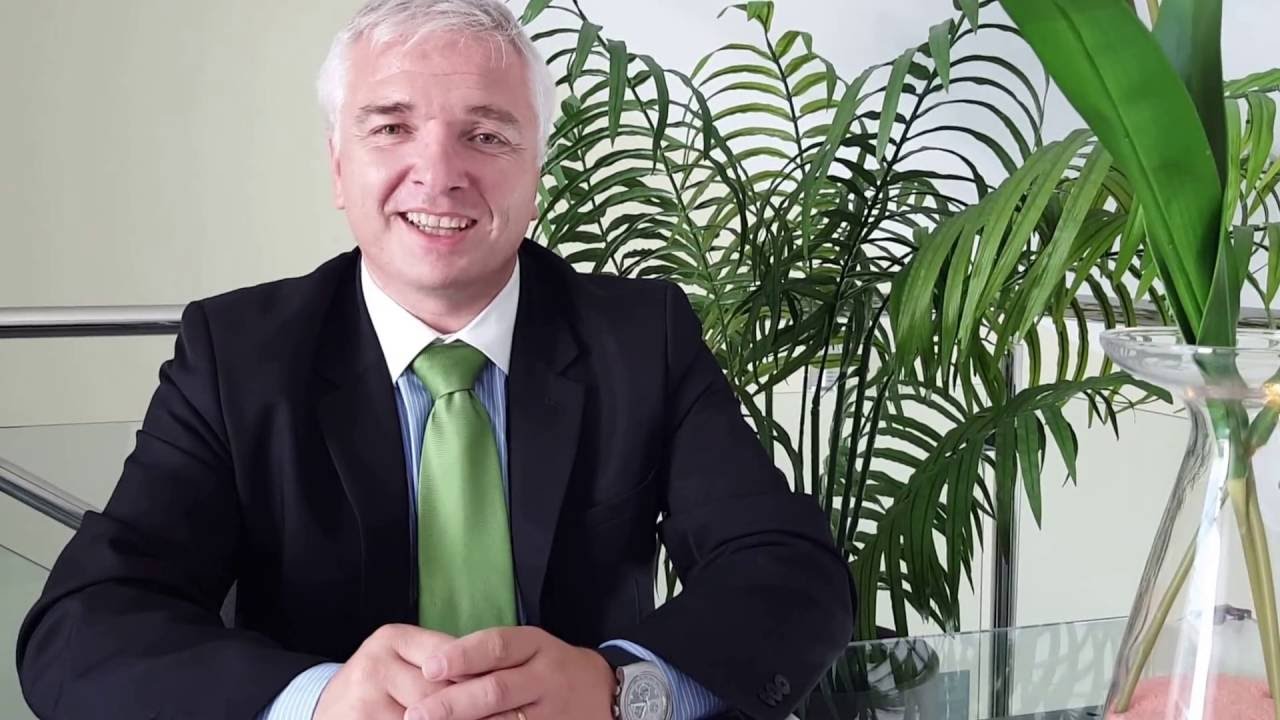 alquiler de coche con conductor sotogrande